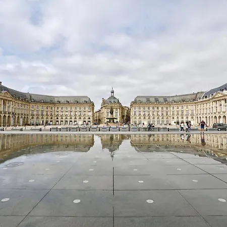 Cosy Centre アパート *